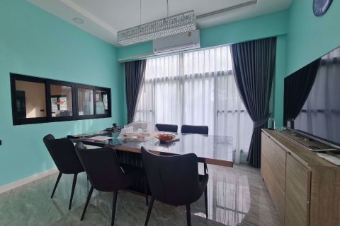 Casa de 3 dormitorios en Sai Mai, Bangkok, Tailandia № 54188 - foto 5
