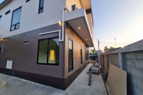 Casa de 3 dormitorios en Sai Mai, Bangkok, Tailandia № 54188 - foto 19