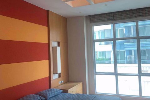 Condominio de 2 dormitorios en Pathum Wan, Bangkok, Tailandia № 54185 - foto 5