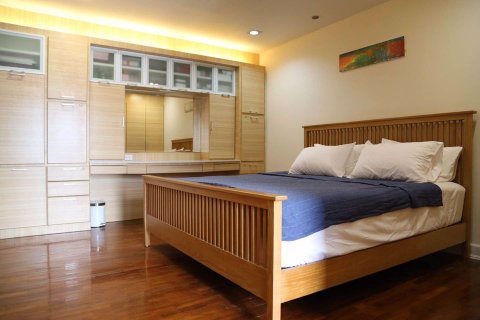 Condominio de 2 dormitorios en Bang Rak, Bangkok, Tailandia № 54189 - foto 5