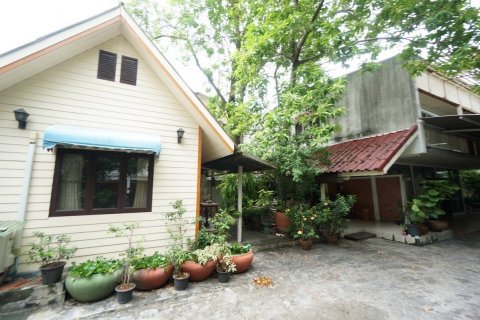 Estudio en Bangkok, Tailandia № 144091 - foto 2