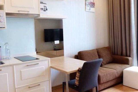 Condo à Bangkok, Thaïlande, 1 chambre  № 144095