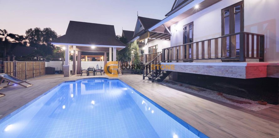 Estudio en Bang Lamung, Tailandia № 119145