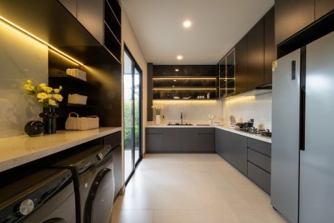 Casa de 4 dormitorios en Chiang Mai, Tailandia № 155324 - foto 11