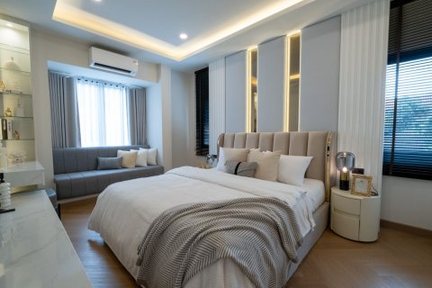 Casa de 4 dormitorios en Chiang Mai, Tailandia № 155324 - foto 17
