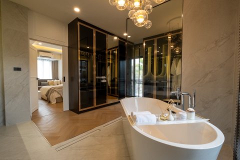 Casa de 4 dormitorios en Chiang Mai, Tailandia № 155324 - foto 22