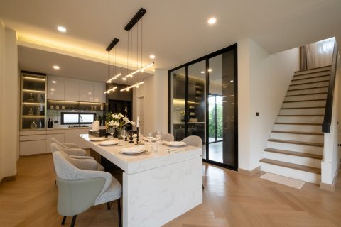 Casa de 4 dormitorios en Chiang Mai, Tailandia № 155324 - foto 8