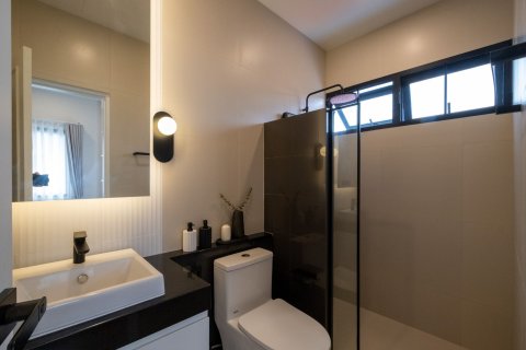 Casa de 4 dormitorios en Chiang Mai, Tailandia № 155324 - foto 16