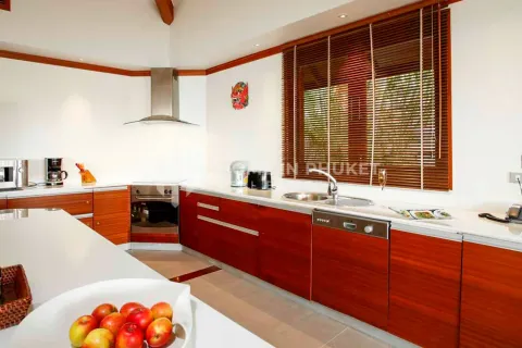 Casa de 2 dormitorios en Patong, Tailandia № 205933 - foto 14