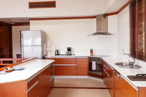 Casa de 2 dormitorios en Patong, Tailandia № 205933 - foto 12