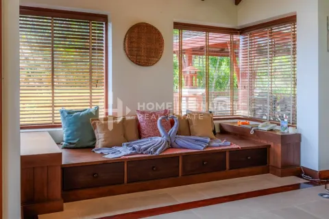 Casa de 3 dormitorios en Patong, Tailandia № 205936 - foto 8