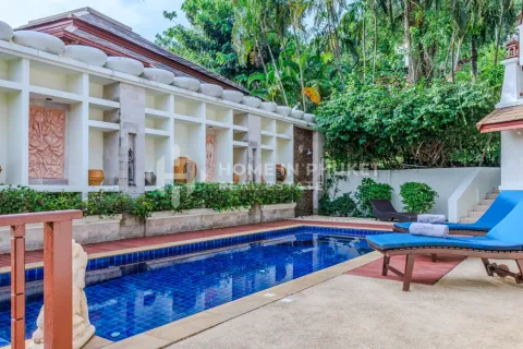 Casa de 3 dormitorios en Patong, Tailandia № 205936 - foto 2