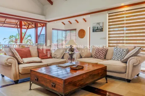 Casa de 3 dormitorios en Patong, Tailandia № 205936 - foto 6