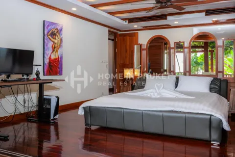 Casa de 3 dormitorios en Patong, Tailandia № 205936 - foto 13
