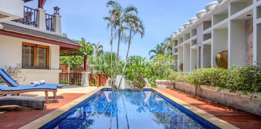Casa de 3 dormitorios en Patong, Tailandia № 205936