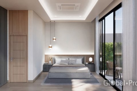 Casa de 6 dormitorios en Pattaya, Tailandia № 163983 - foto 30