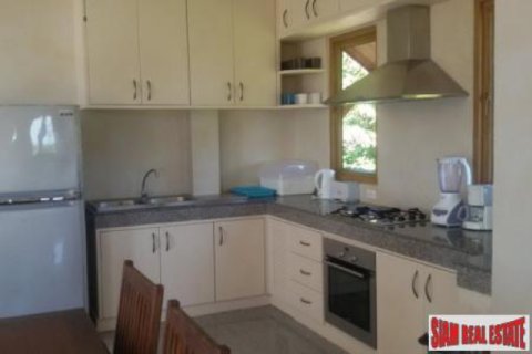 Chalet de 5 dormitorios en Ko Lanta Yai, Tailandia № 202567 - foto 5
