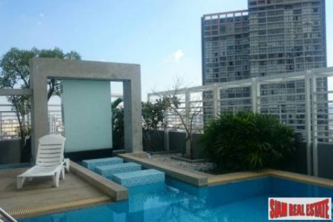 Apartamento de 1 dormitorio en Lat Phrao, Bangkok, Tailandia № 202564 - foto 4