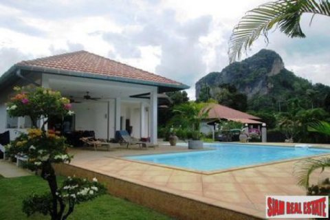 Chalet de 3 dormitorios en Ao Nang, Tailandia № 202563