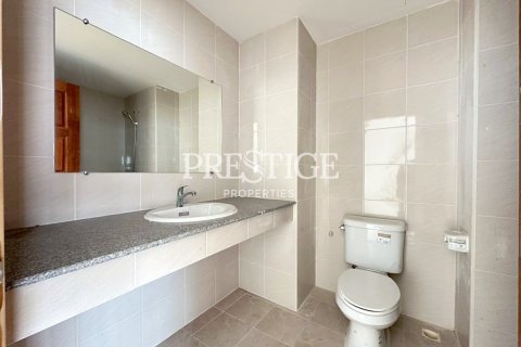 Condo in Pattaya, Thailand, 3 bedrooms  № 197613 - photo 11