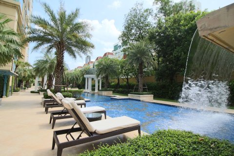Condominio de 2 dormitorios en Bangkok, Tailandia № 180752 - foto 10