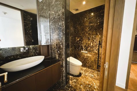 Ático de 3 dormitorios en Bangkok, Tailandia № 180751 - foto 28