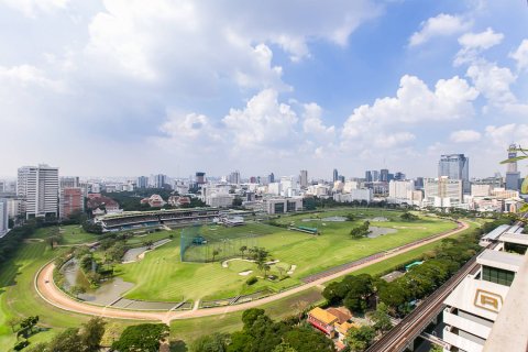 Ático de 3 dormitorios en Bangkok, Tailandia № 180751 - foto 6