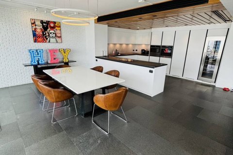 Condominio de 3 dormitorios en Bangkok, Tailandia № 180755 - foto 4