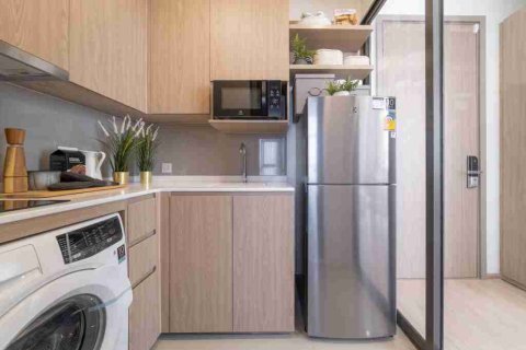 Estudio en el condominio en Phaya Thai, Bangkok, Tailandia № 183727 - foto 10