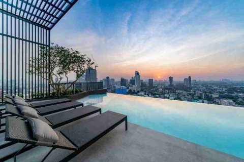 Condominio de 1 dormitorio en Phaya Thai, Bangkok, Tailandia № 183728 - foto 2
