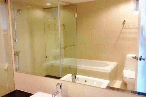 Condominio de 2 dormitorios en Bangkok, Tailandia № 183577 - foto 13