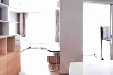 Condominio de 2 dormitorios en Thonburi, Bangkok, Tailandia № 183575 - foto 10