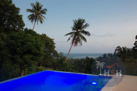 Chalet de 4 dormitorios en Ko Samui, Tailandia № 180104 - foto 16
