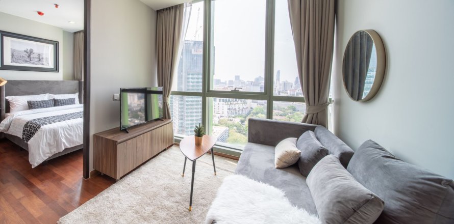 Studio in the Condo in Ratchathewi, Bangkok, Thailand  № 139574