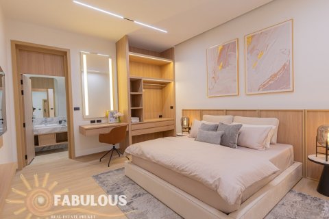 Chalet de 3 dormitorios en Bang Tao, Tailandia № 179469 - foto 4