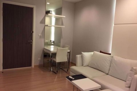 Condo à Khlong San, Bangkok, Thaïlande, 1 chambre  № 63403