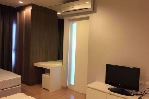 คอนโดมิเนียมในคลองสาน, กรุงเทพฯ, ประเทศไทย, 1 ห้องนอน № 63403 - รูปถ่าย 3