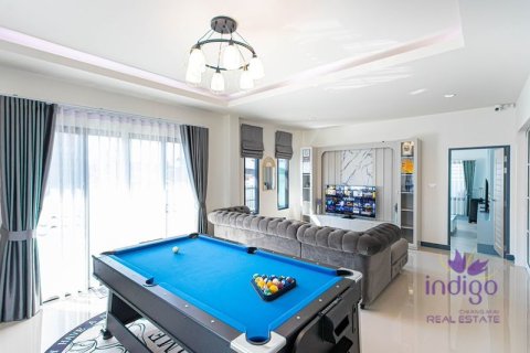 House in San Sai, Thailand 5 bedrooms № 200326 - photo 11