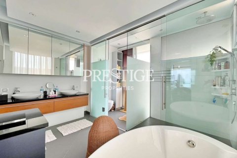 Condo à Pattaya, Thaïlande, 3 chambres № 198733 - photo 15