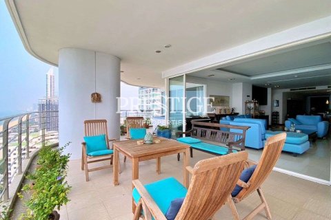 Condominio de 3 dormitorios en Pattaya, Tailandia № 198737