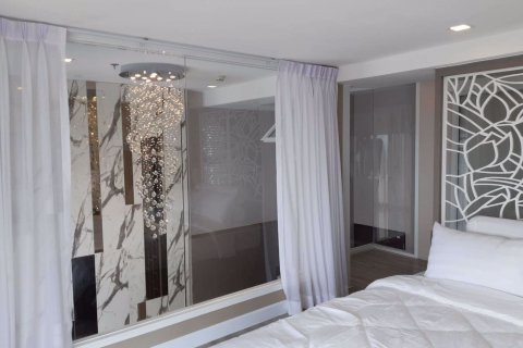 Duplex à Bang Na, Bangkok, Thaïlande 1 chambre № 68322 - photo 3