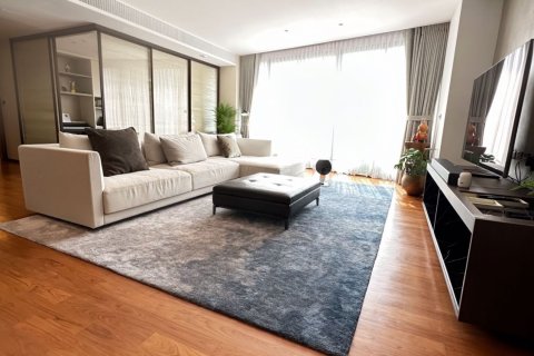 Condominio de 2 dormitorios en Watthana, Bangkok, Tailandia № 68323 - foto 2