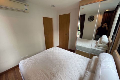 Condominio de 1 dormitorio en Khlong Toei, Bangkok, Tailandia № 68324 - foto 9