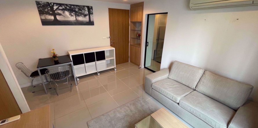 Condominio de 1 dormitorio en Khlong Toei, Bangkok, Tailandia № 68324