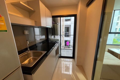 Condominio de 1 dormitorio en Khlong Toei, Bangkok, Tailandia № 68324 - foto 6