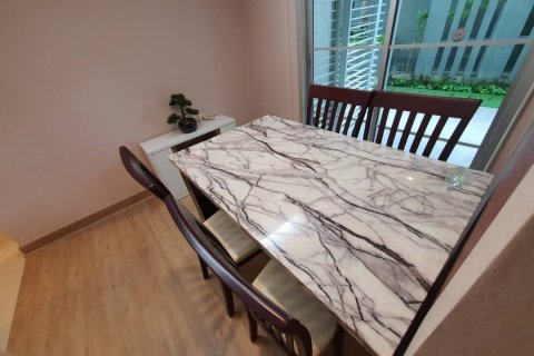 Condominio de 2 dormitorios en Bangkok, Tailandia № 143228 - foto 6