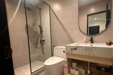 Condominio de 3 dormitorios en Bangkok, Tailandia № 143224 - foto 15