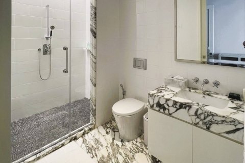 Ático de 3 dormitorios en Bangkok, Tailandia № 181221 - foto 17