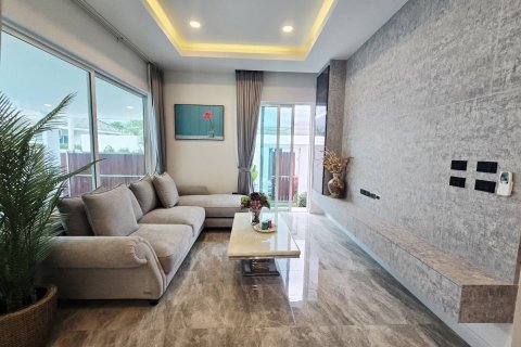Chalet de 3 dormitorios en Hua Hin, Tailandia № 169836 - foto 7