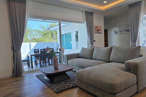 Chalet de 3 dormitorios en Hua Hin, Tailandia № 169836 - foto 4